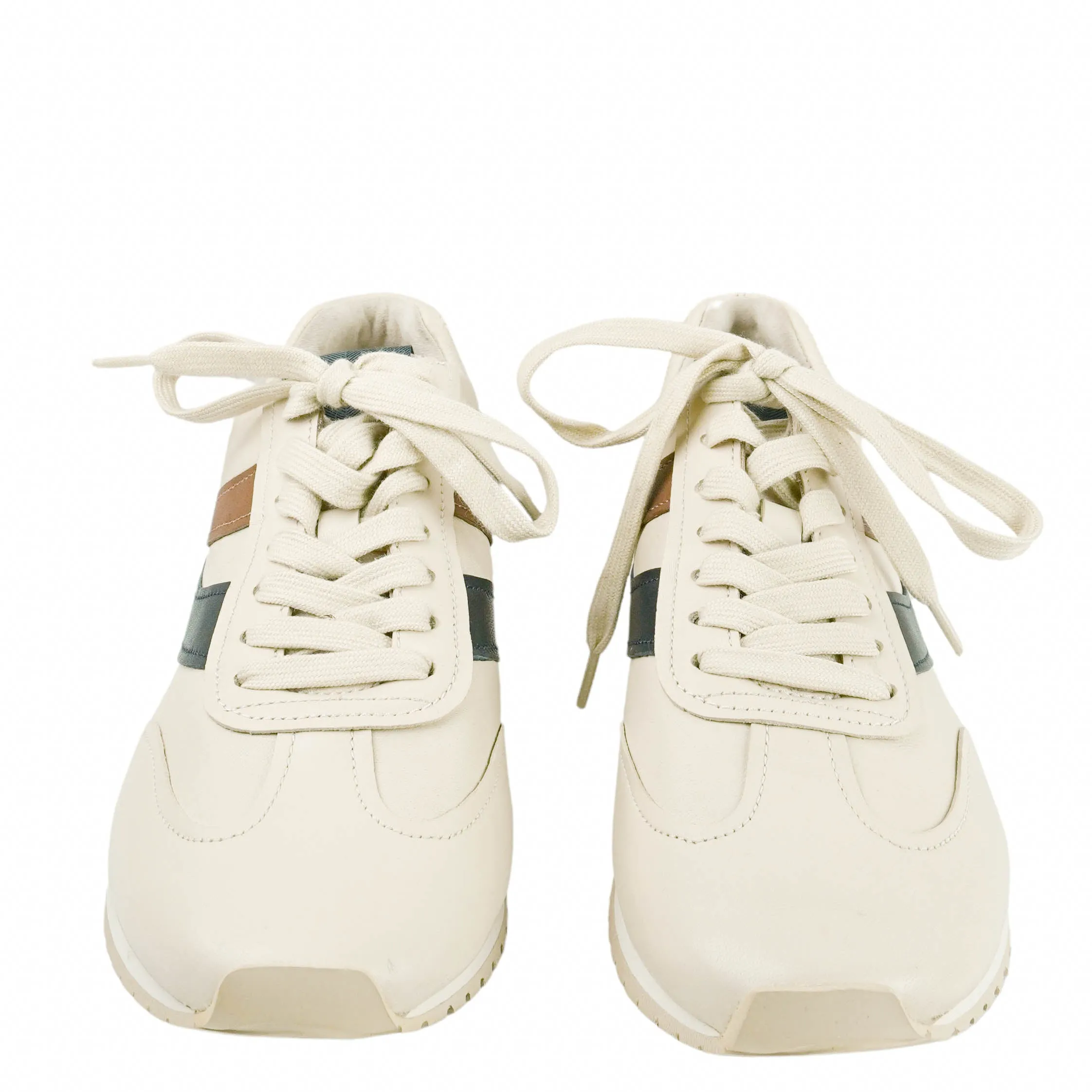 Best Badminton Shoes For Flat Feet Vince. Oasis Runner Sneakers in Cream