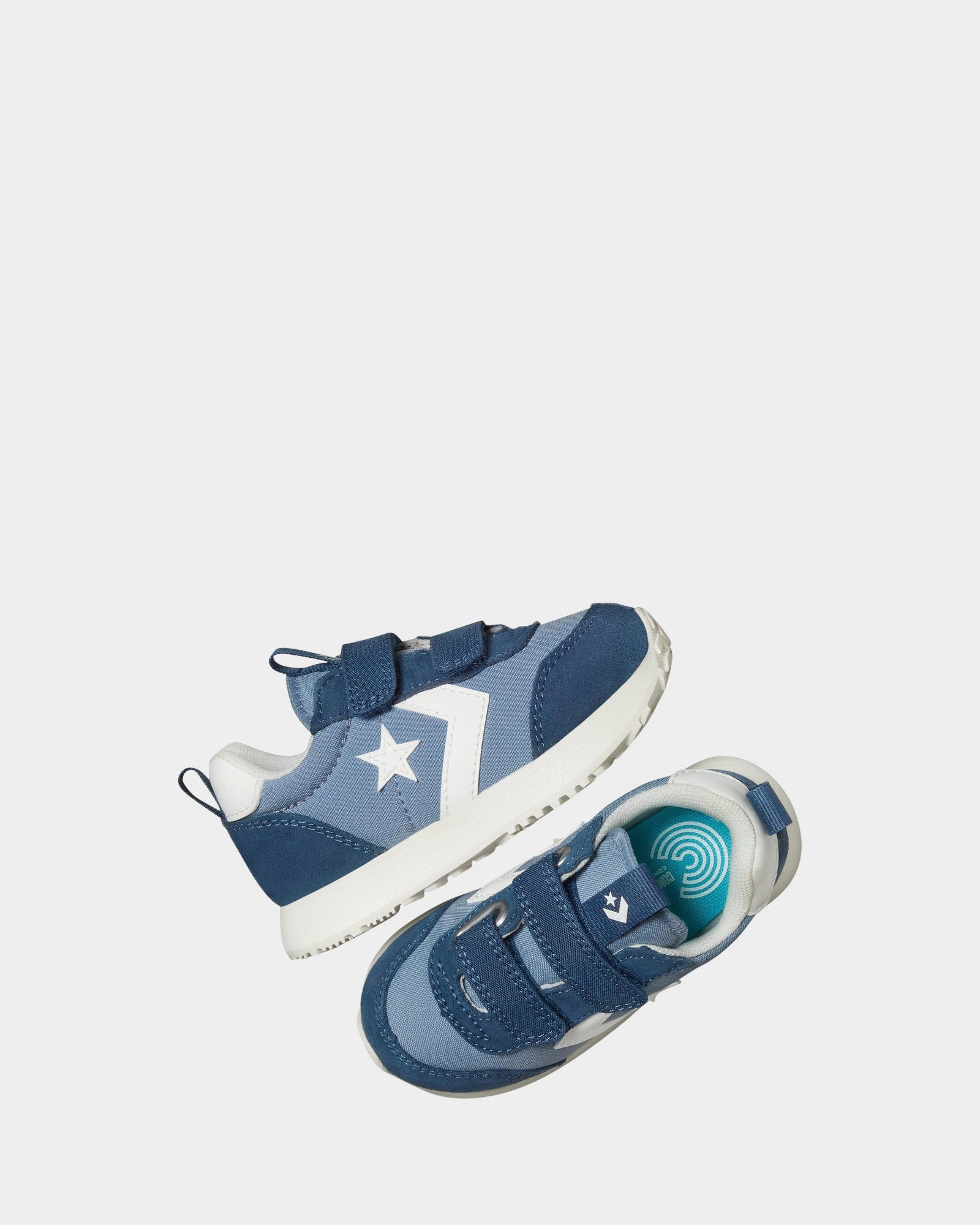 Steve Madden Bridal Sneakers Omega Trainer 2v Inf B Yeti Breath Blue/Slacker Blue