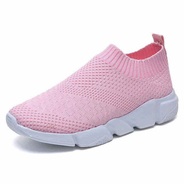 Women Shoes 2019 New Flyknit Sneakers Women Breathable Slip On Flat Shoes Soft Bottom White Sneakers Casual Women Tennis Shoe Flats
