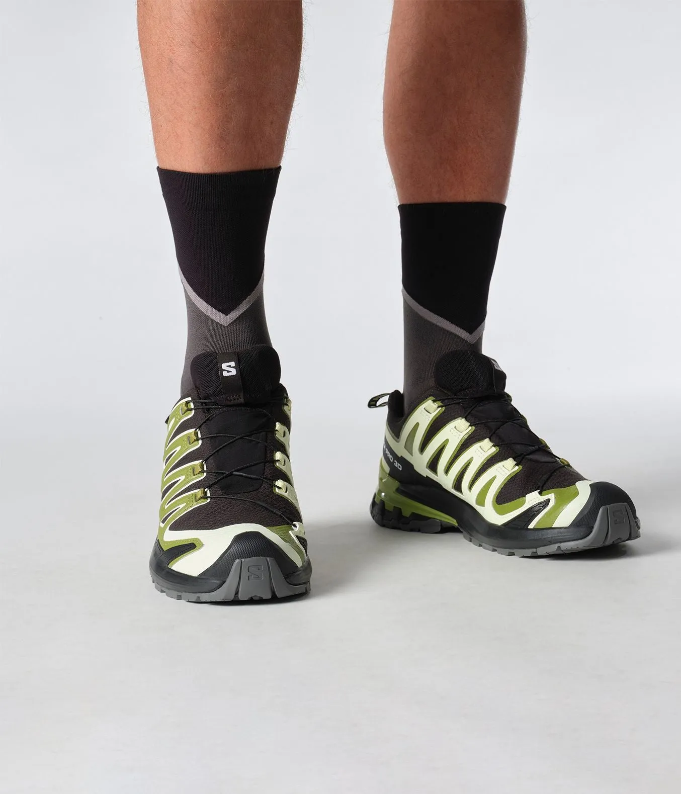 XA PRO 3D V9 GORE-TEX Best Hybrid Running Shoes